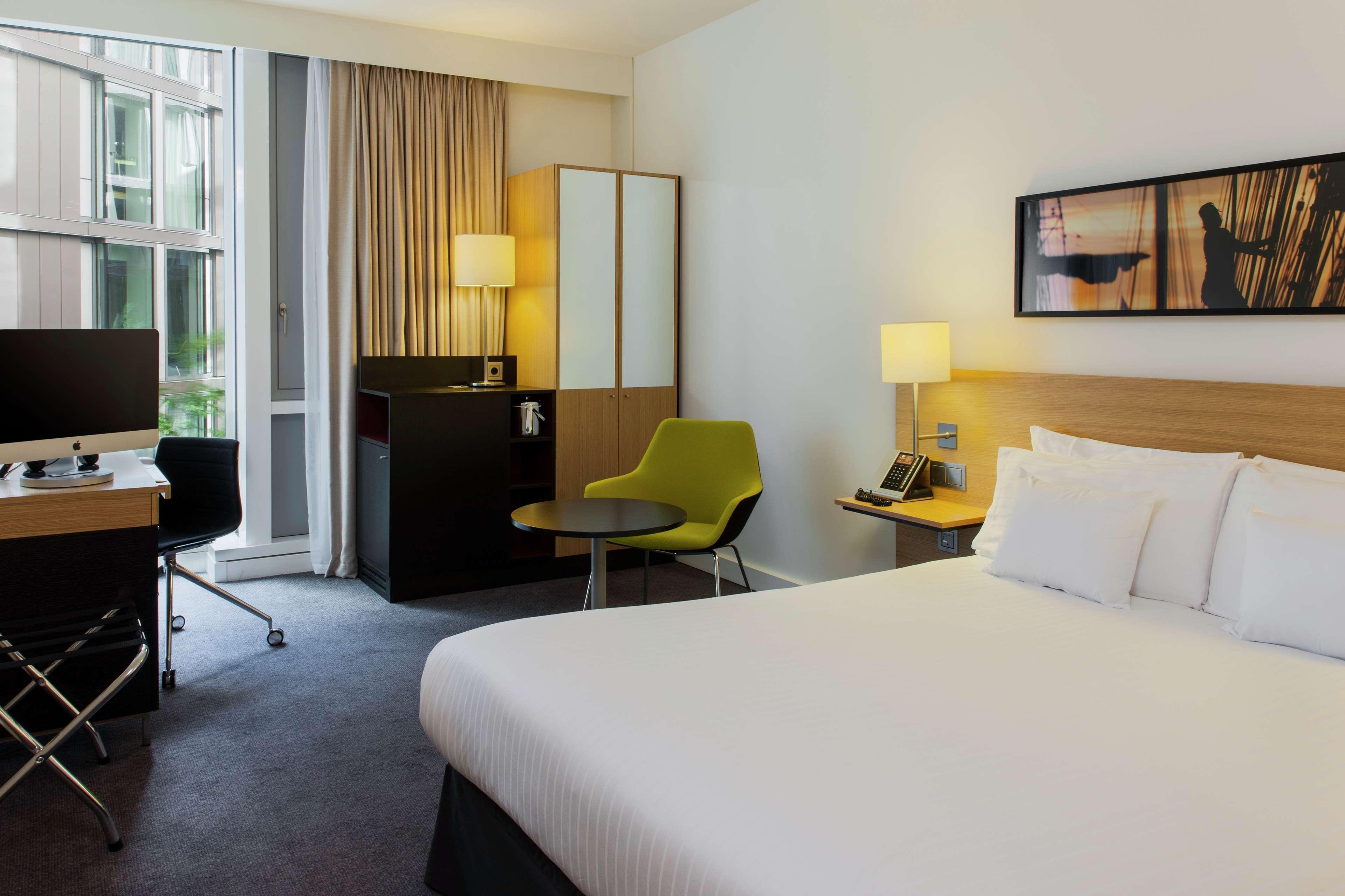 Doubletree By Hilton Amsterdam Centraal Station Hotel Bilik gambar